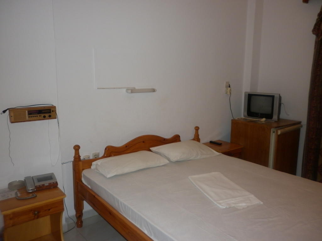 Miramare Hotel Lakkion Ngoại thất bức ảnh